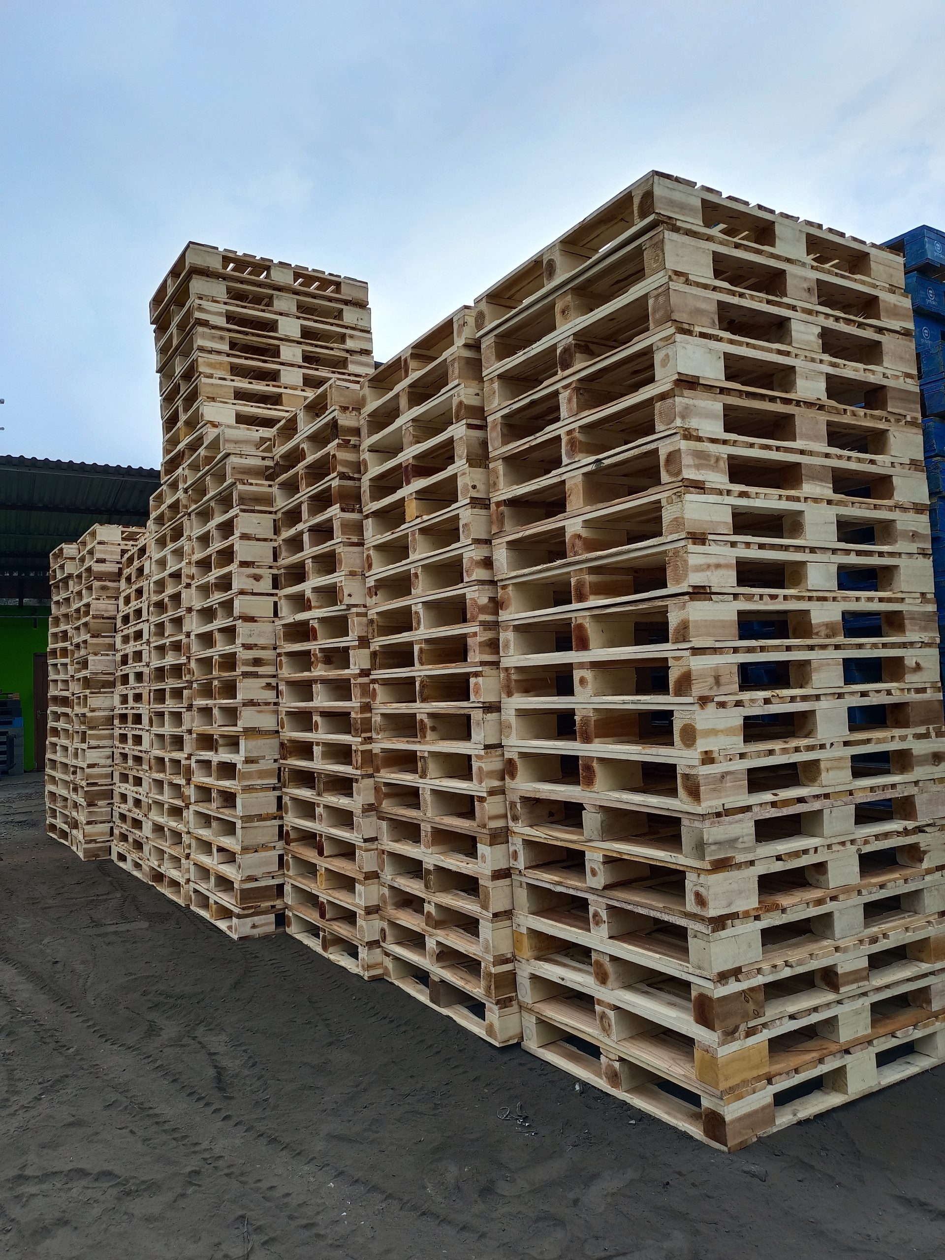 pabrik pallet kayu bekasi